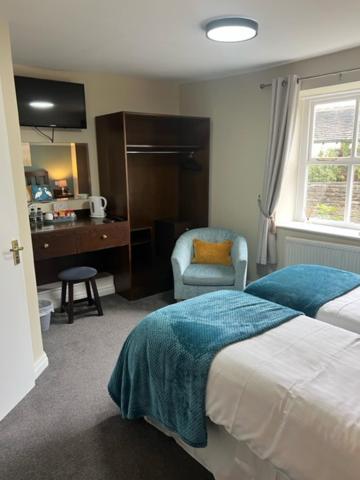 The Rose And Crown Hotell Huddersfield Exteriör bild